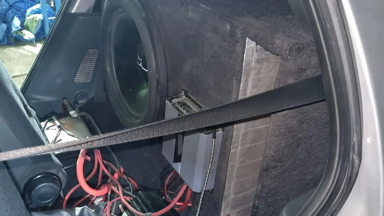 Συνελήφθη 22χρονος στα Άνω Λιόσια που είχε τέρμα τη μουσική  